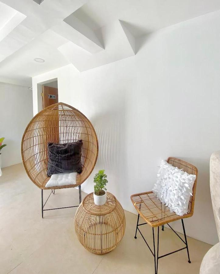 New Modern Suite Near Airport & Beach Sudtungan Esterno foto